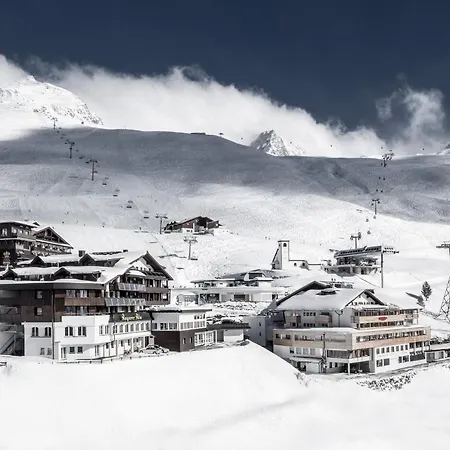 Hotel Angerer Alm-3